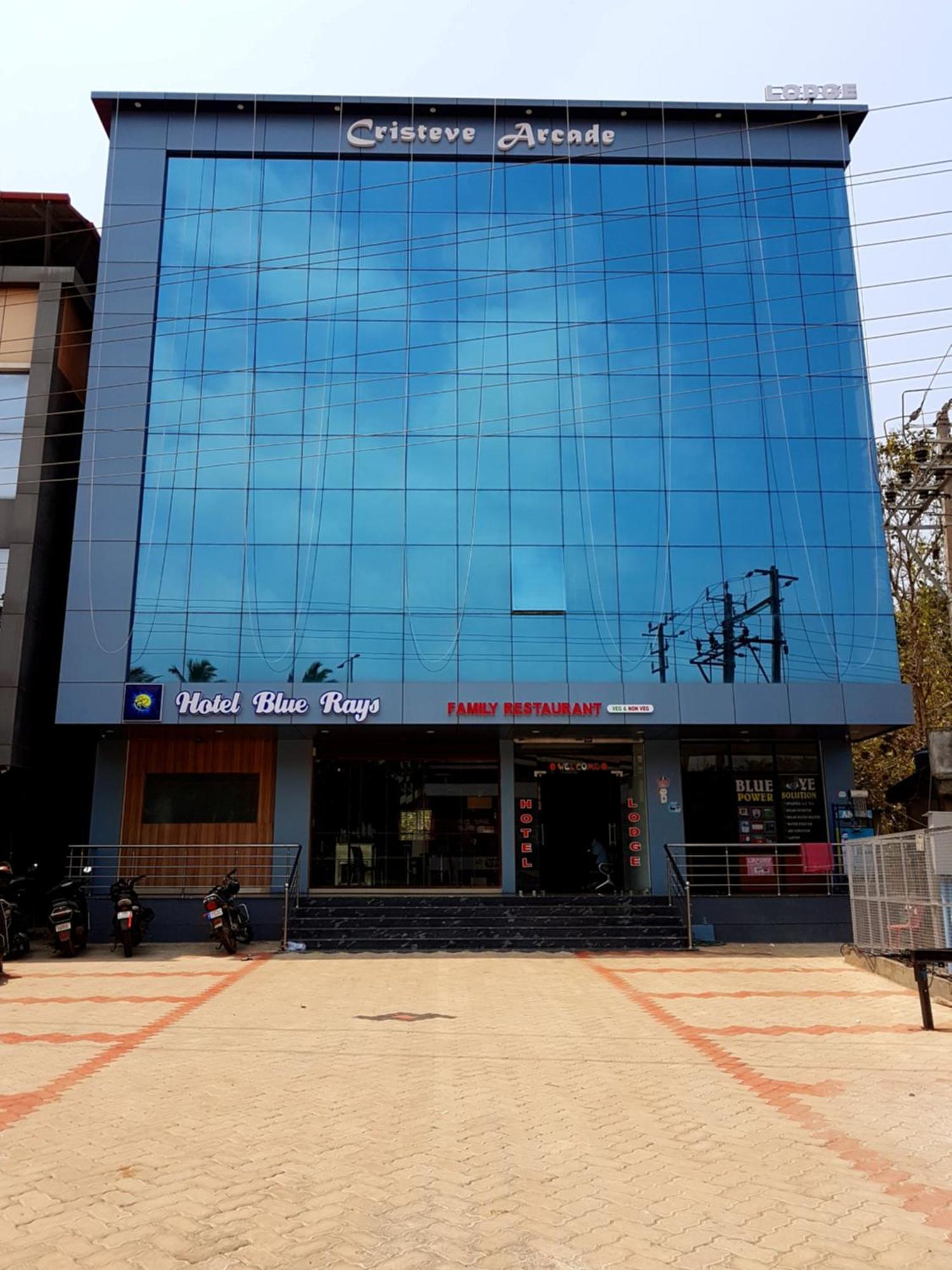 Hotel Blue Rays Bainduru Exterior foto